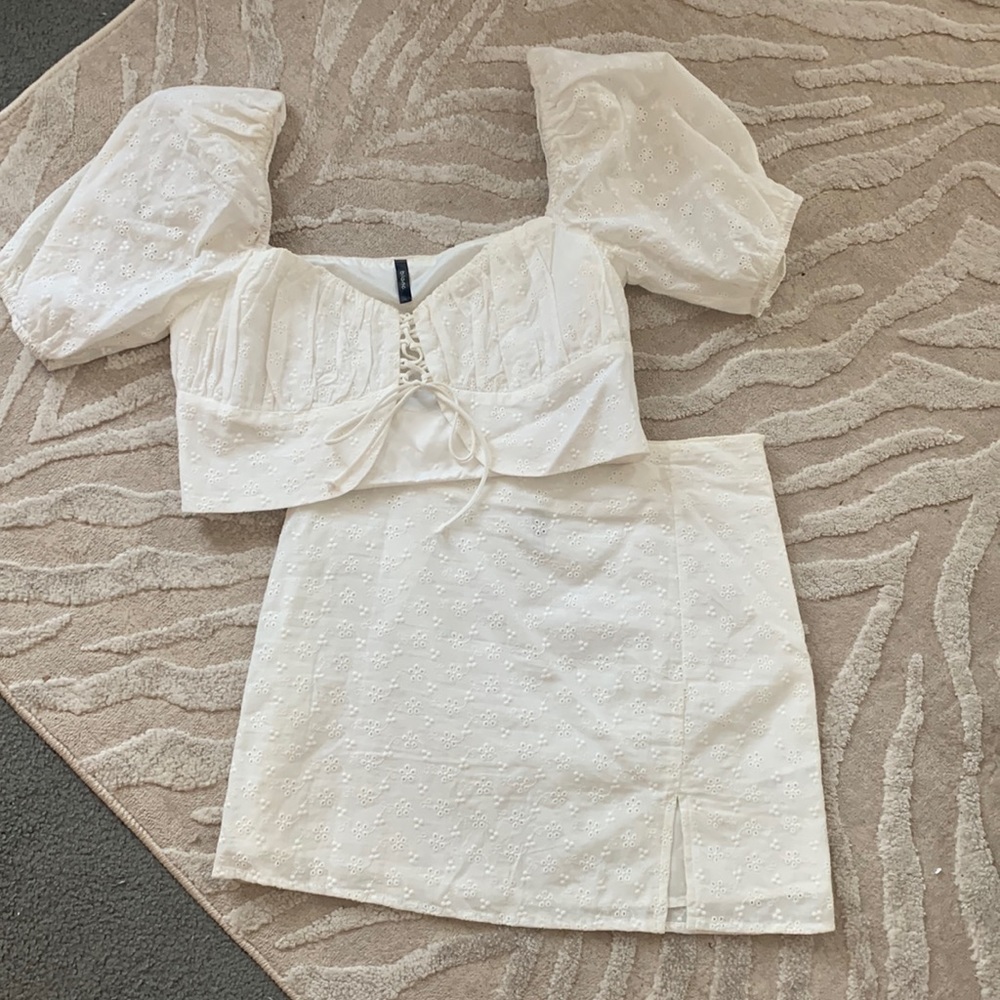 BLANC White Embroidered Preppy and Girly Top and Skirt Set